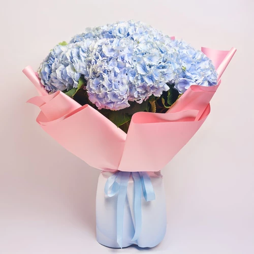 15 Blue Hydrangeas Bouquet.