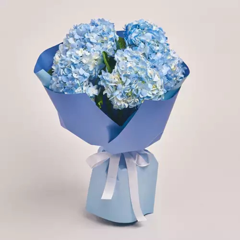 5 Blue Hydrangeas Bouquet.
