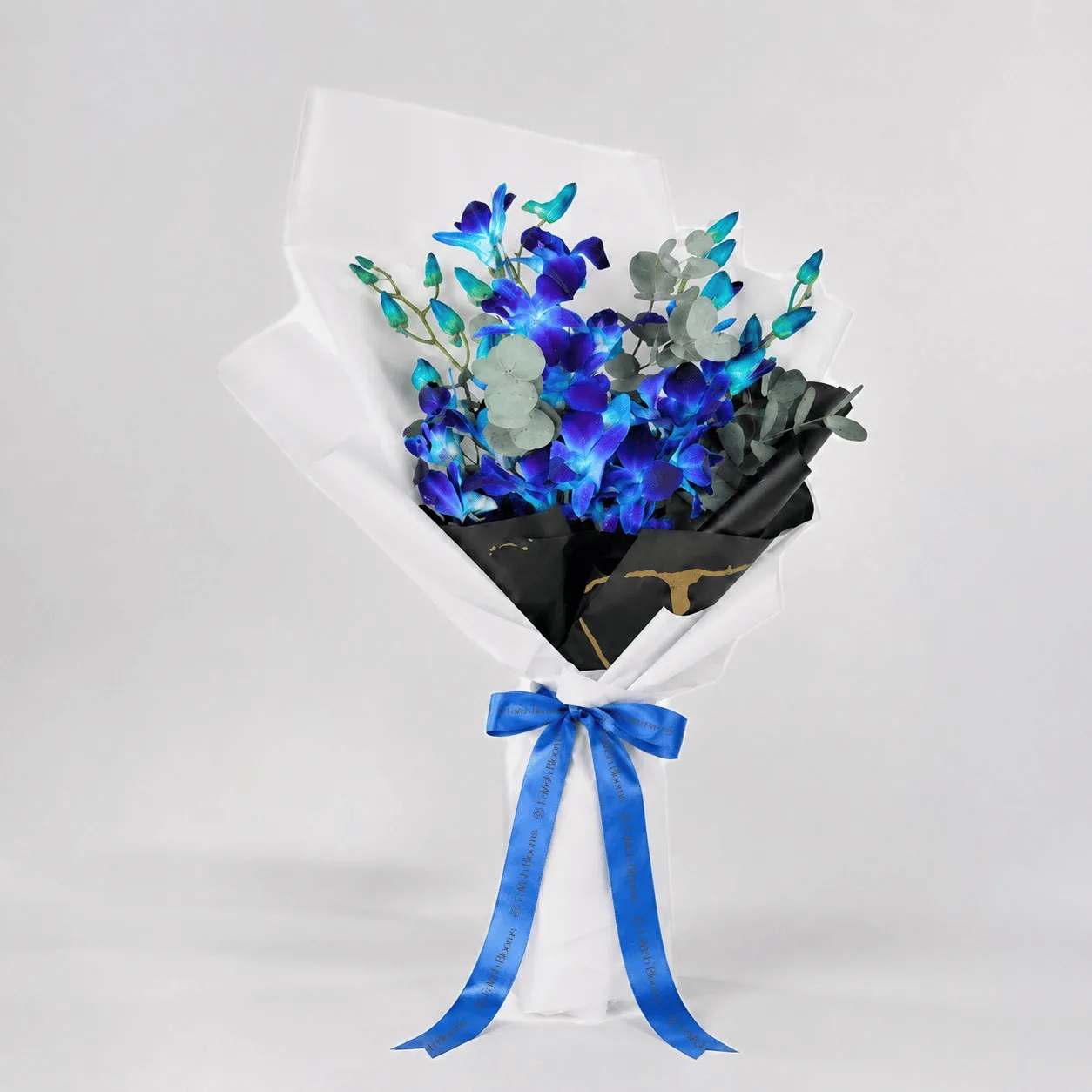 Blue Orchid Bouquet & Blueberry Dream Cheesecake Combo